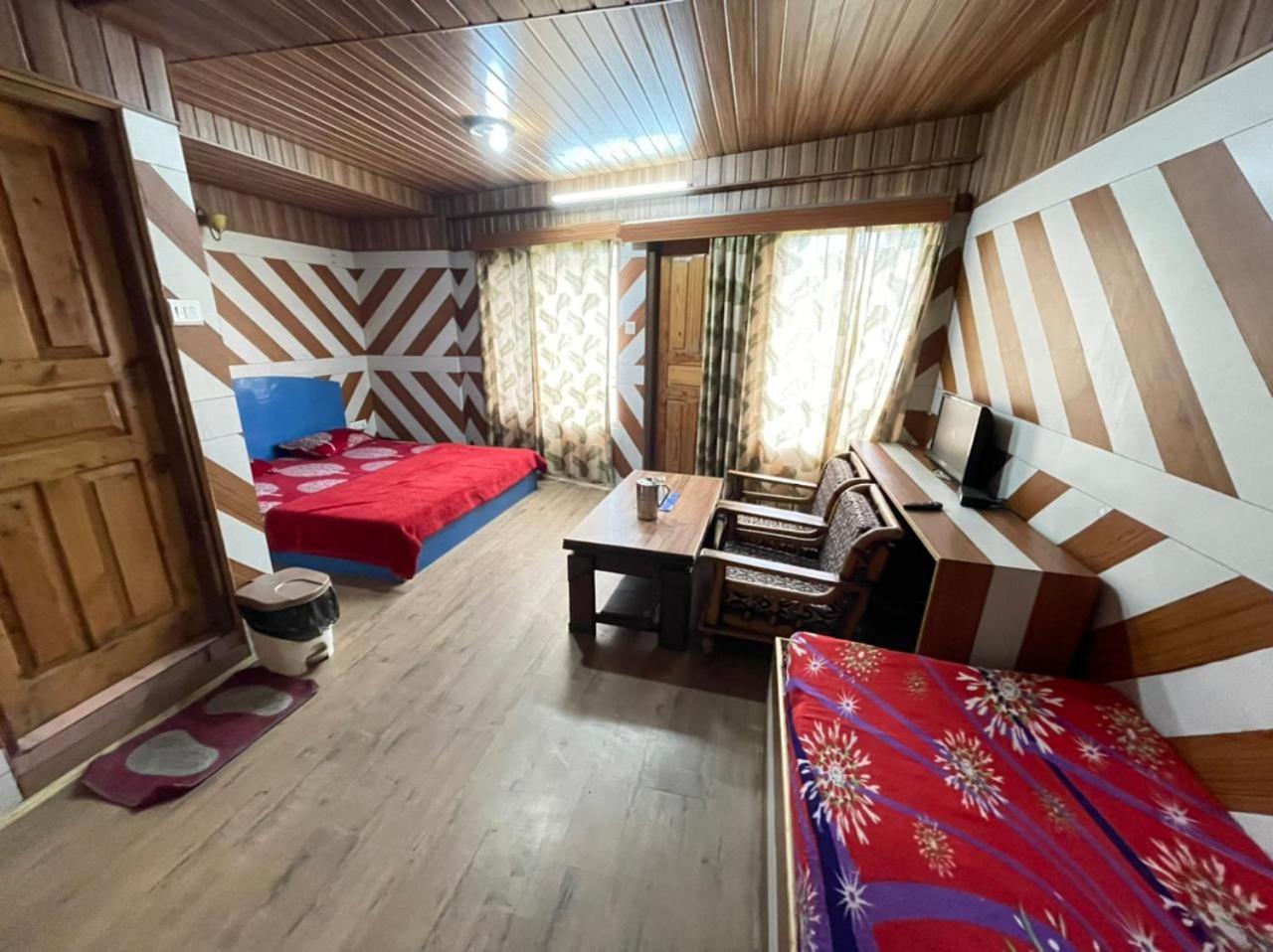 Hotel Snowflake Narkanda Quarto foto